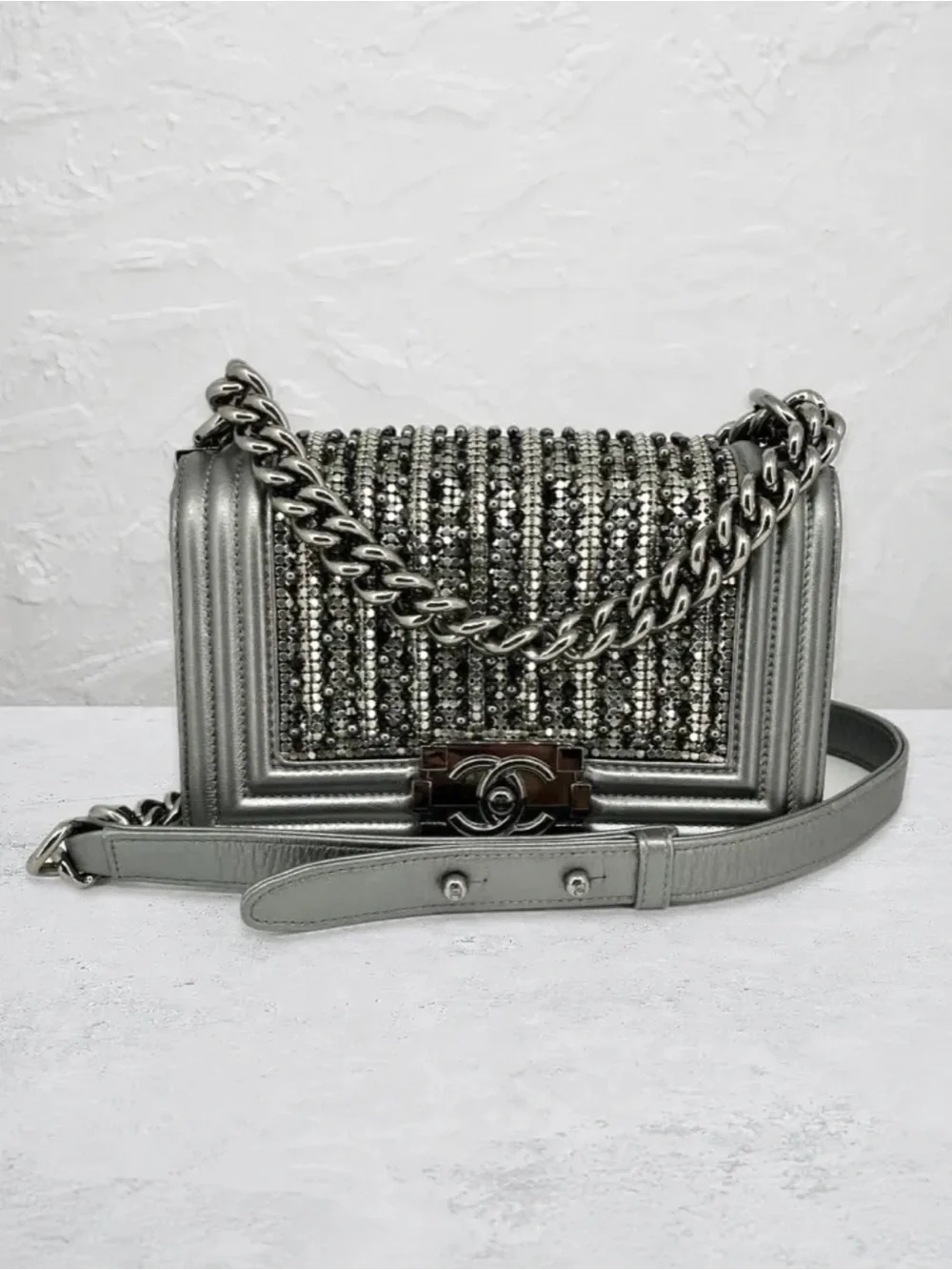 CHANEL Metallic Silver Quilted Chain Shoulder Bag